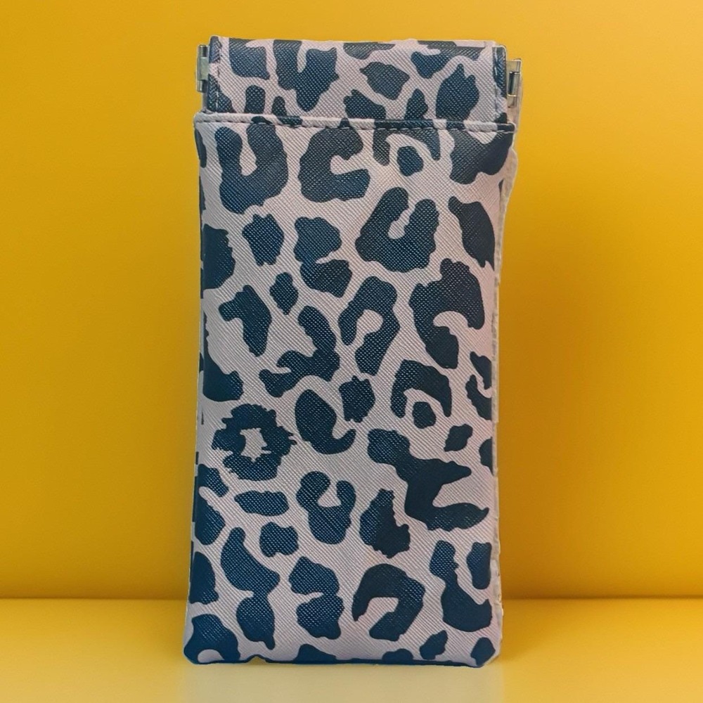 Anne Klein Leopard‎ Print eyeglass Sunglass Holder Hinges Classy Animal Print